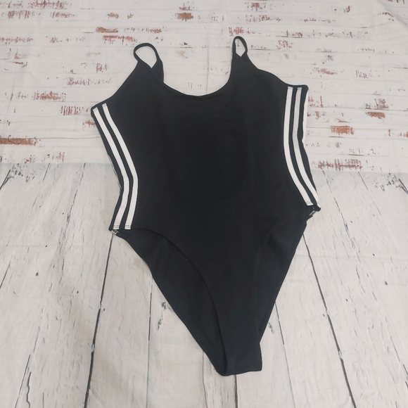 Adidas originals scoup back cotton body suit - Picture 7 of 9